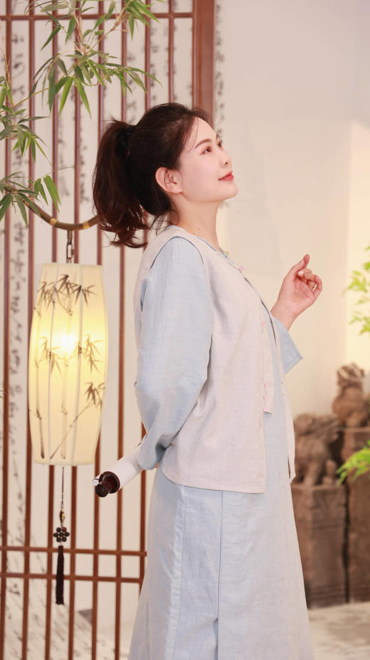 【抖音专属】【和光同尘】马甲（24704227素采） 商品图3