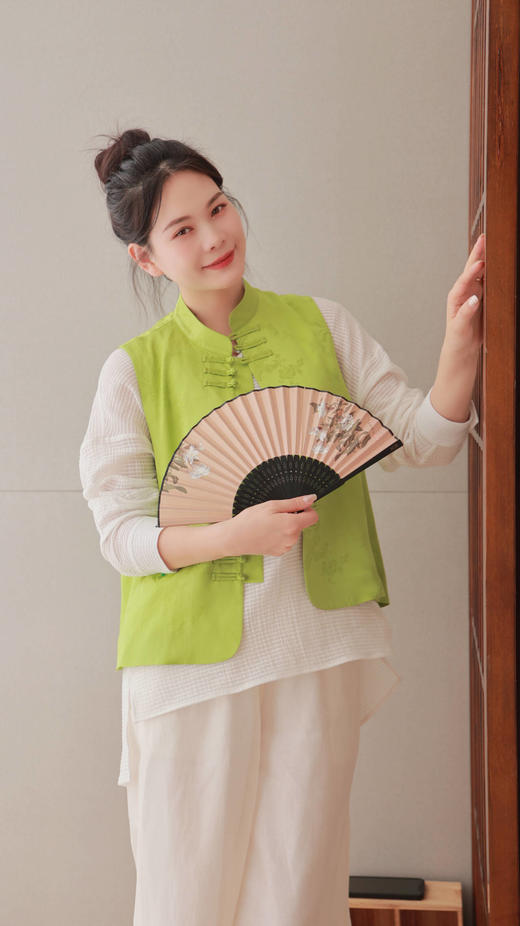 【抖音专属】【和光同尘】衬衫（24710524山矾） 商品图1