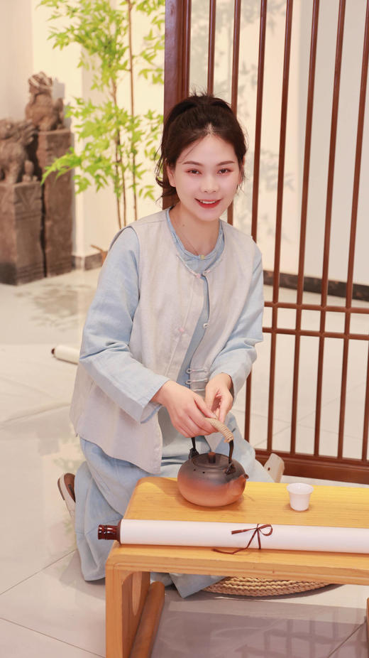 【抖音专属】【和光同尘】马甲（24704227素采） 商品图2