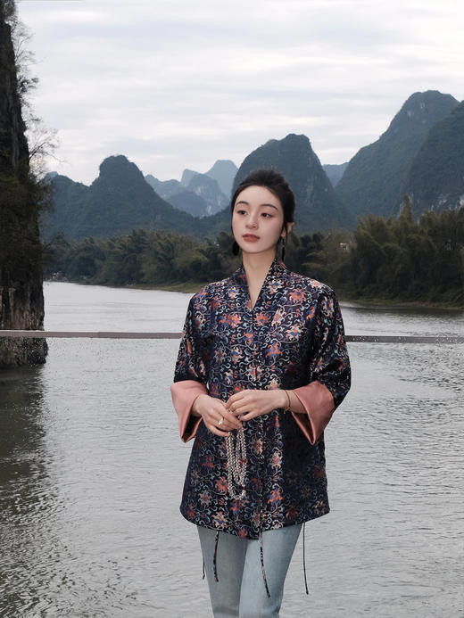 盛唐婧 |真丝宋锦外套(售完不补-不退不换) 商品图1