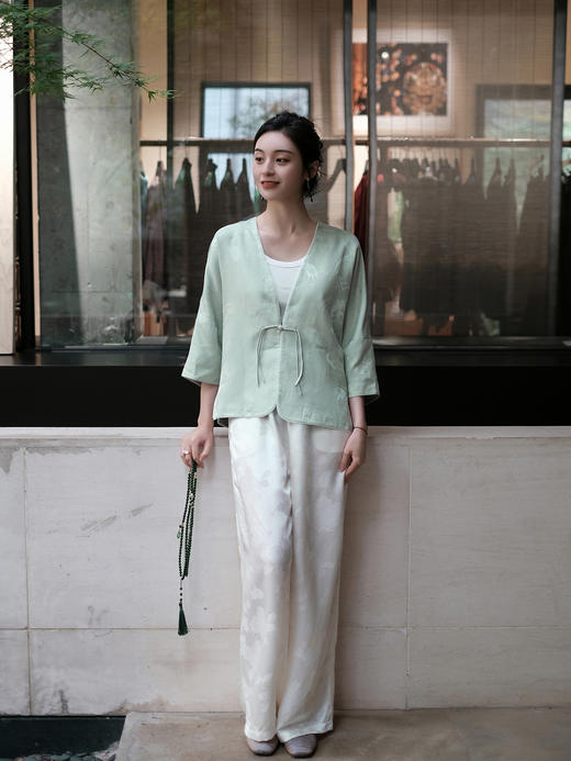 盛唐婧 |真丝花罗V领小外套 商品图5