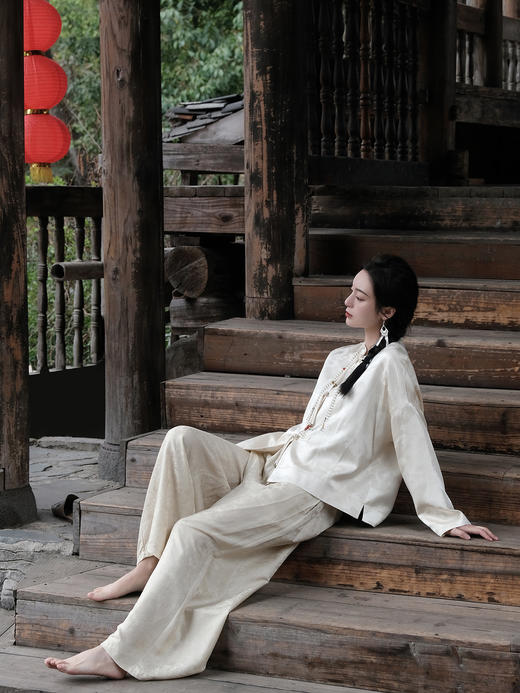 盛唐婧|腾龙流苏铜扣外套 商品图8