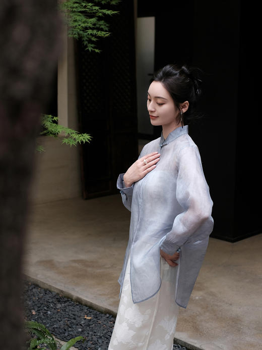 盛唐婧 |手工扎染真丝绡上衣-灰蓝 商品图5