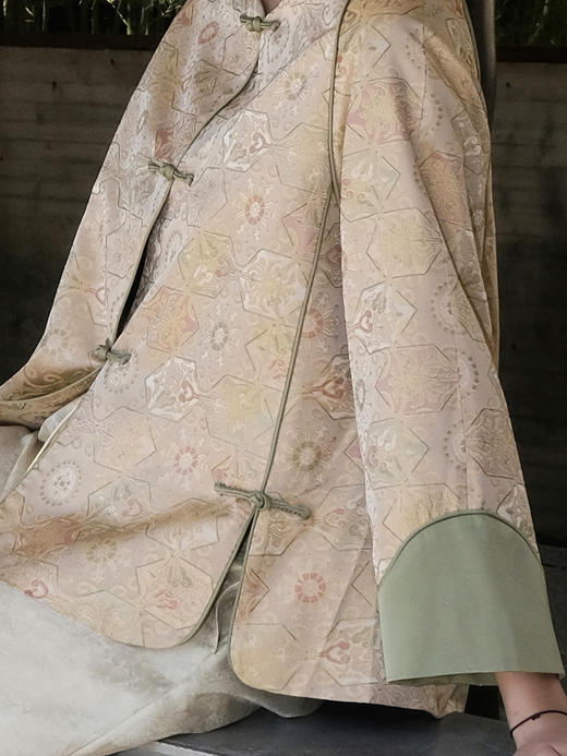 盛唐婧 |真丝宋锦春意盎然外套 商品图2