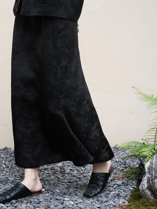 盛唐婧 |桑蚕丝重缎半身鱼尾裙-黑色 商品图0