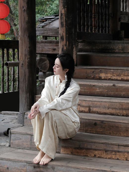 盛唐婧|腾龙流苏铜扣外套 商品图10