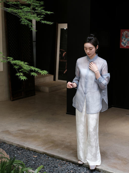 盛唐婧 |手工扎染真丝绡上衣-灰蓝 商品图4