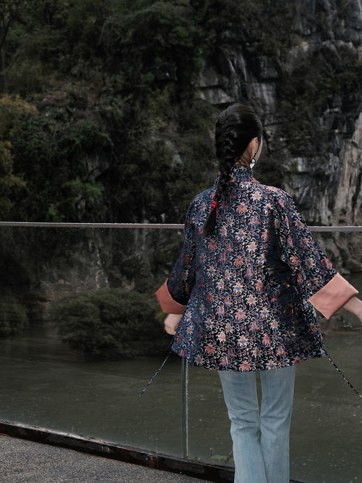 盛唐婧 |真丝宋锦外套(售完不补-不退不换) 商品图9