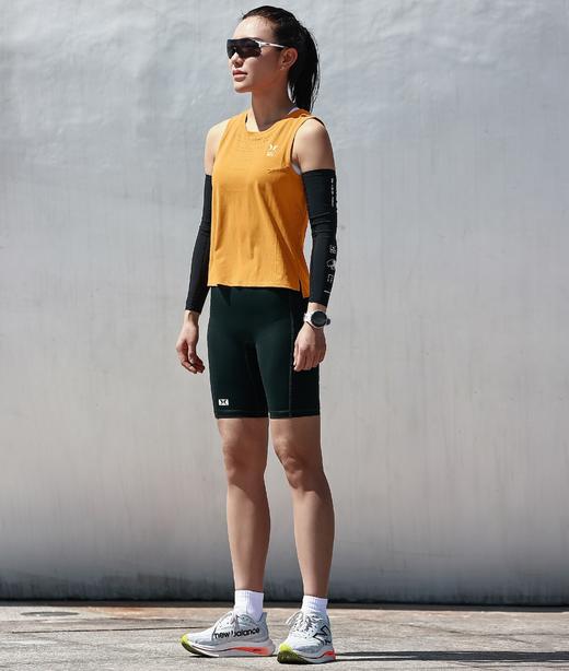 BODYWIT身体智慧女飞天2.0跑步健身超轻透气速干亲肤时尚女无袖T 商品图2