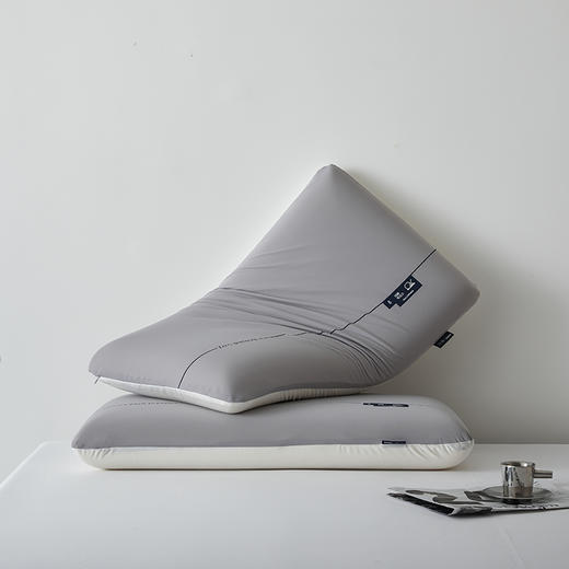 【云感裸肌面料  柔软支撑】超柔安眠枕PRO版 呵护颈椎  全方位包裹  舒适回弹 商品图13