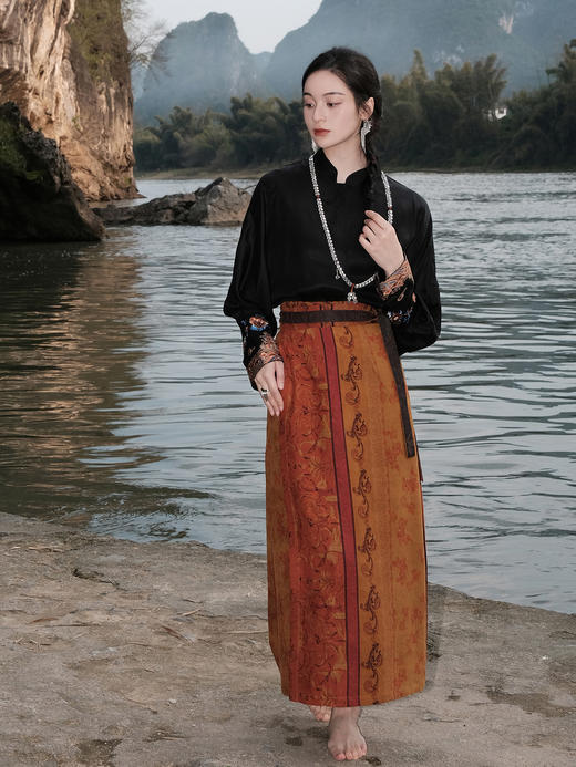 盛唐婧 |真丝香云纱直筒一片裙 商品图0