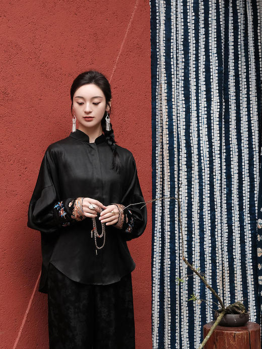 瑕疵|盛唐婧 |真丝新中式绣花衬衫 商品图3