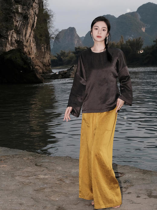 盛唐婧 |真丝重缎龟裂纹阔腿裤 商品图2