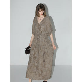 COCOBELLA[100%人丝]轻奢国风提花炒色盘扣大码连衣裙FR0020