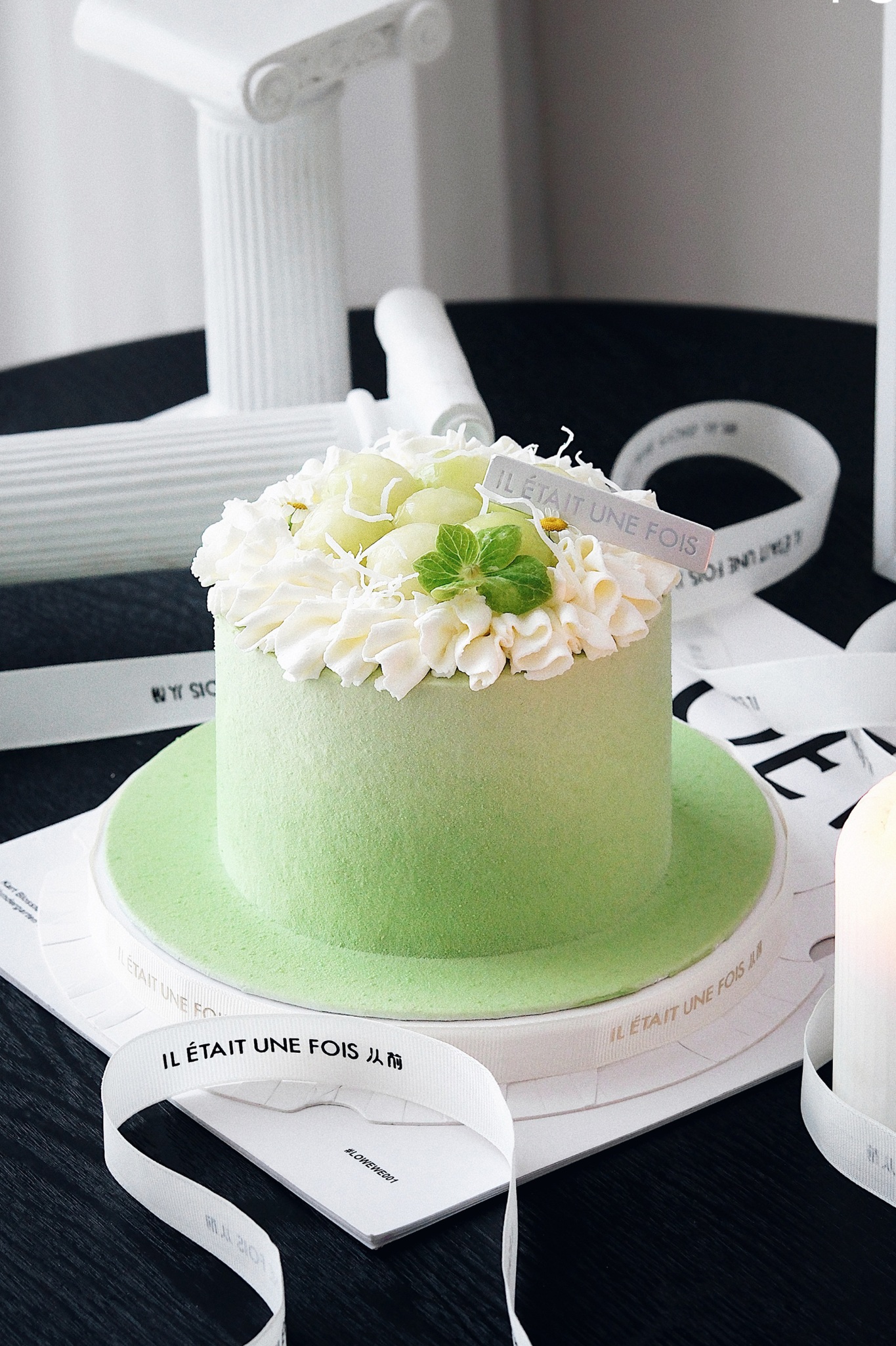 龙井玫珑蜜瓜蛋糕（水果水分重，易坍塌）