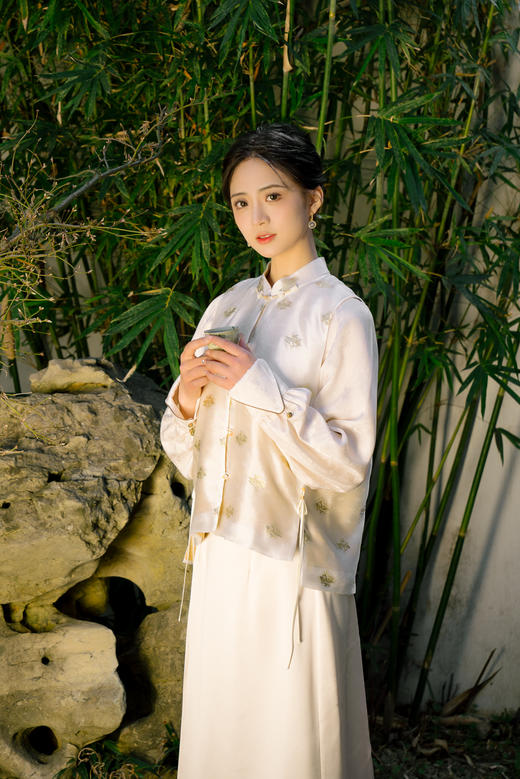 荷言GL 春风面 雁衔芦纹软纱桑蚕丝织金马甲 商品图4