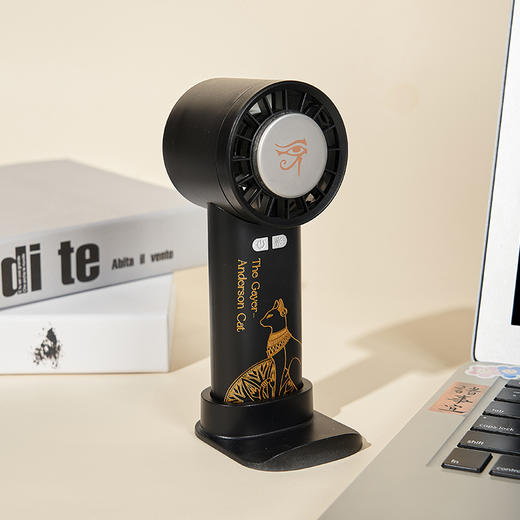 大英博物馆 盖亚·安德森猫系列 手持 桌面 两用冰敷 小风扇 手机支架 大风量可调节风扇 手持小风扇 黑色/白色 商品图3