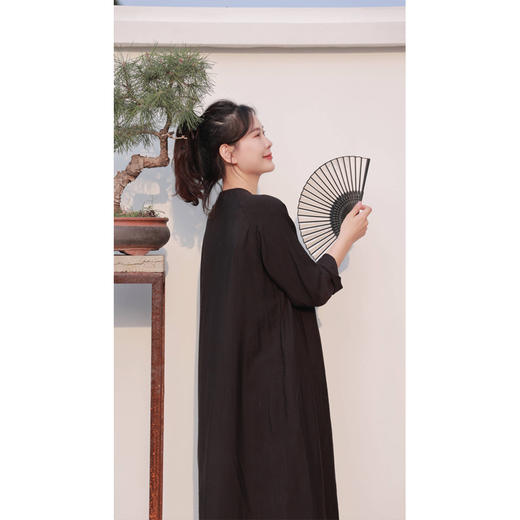 【线上专属】【光影流萤系列】圆领连衣裙（24707345-獭见） 商品图0