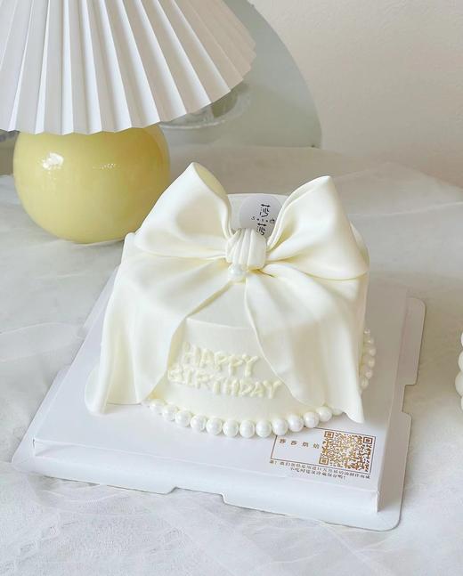 绸缎蝴蝶结（下单现做，根据排单3-4小时左右） 商品图0