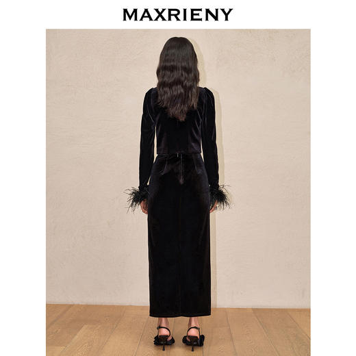 玛克门店发货：MAXRIENY复古率性鸵鸟毛拼接丝绒上衣羽毛袖口打底衫(货号:MC88TP770) 商品图3