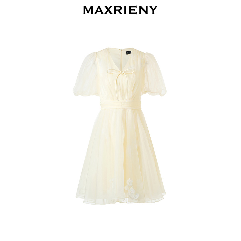 玛克门店发货：MAXRIENY甜美风华丽藤蔓刺绣娃娃裙(货号:MC85DR082)