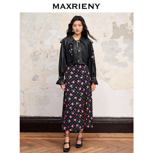 玛克门店发货：MAXRIENY黑底粉花飞飞袖吊带连衣裙(货号:MC88DR548) 商品图2