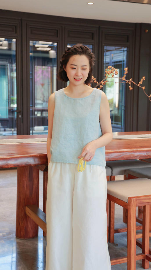 【线上专属】宽肩吊带（24718193-白青） 商品图1