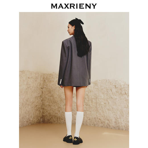 玛克门店发货：MAXRIENY精致设计感通勤风廓形西服(货号:MC88JA040) 商品图3