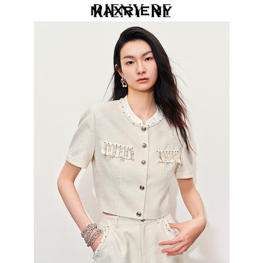 玛克门店发货：MAXRIENY复古优雅珍珠流苏缎领外套女(货号:MC85JA061) 商品图2
