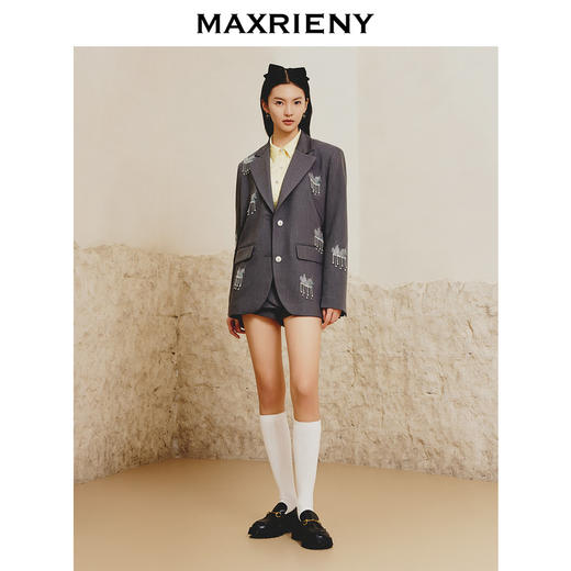 玛克门店发货：MAXRIENY精致设计感通勤风廓形西服(货号:MC88JA040) 商品图1