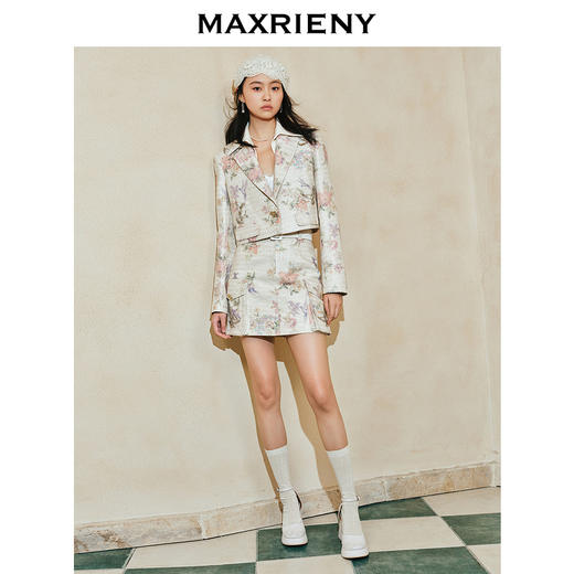 【商场同款-宫廷飞鸽】MAXRIENY复古宫廷钉钻拼领刺绣外套24春款(货号:MC85JA004) 商品图1