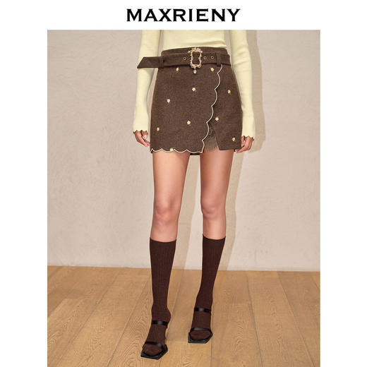 【商场同款-新春系列迎春花开】MAXRIENY复古宫廷绣花开衩半裙(货号:MC88SK776) 商品图3