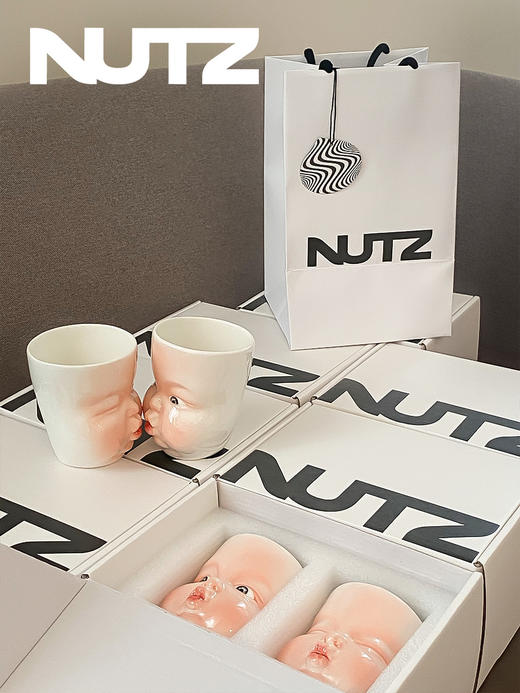 B-BL-02 柏路 纯手捏制娃娃脸杯“亲亲”(闭眼亲+睁眼亲)对杯款（亮光款） 商品图6