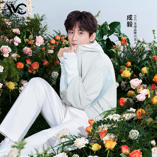 VVC沁风系列短款防晒衣 VTA4S331 商品图0