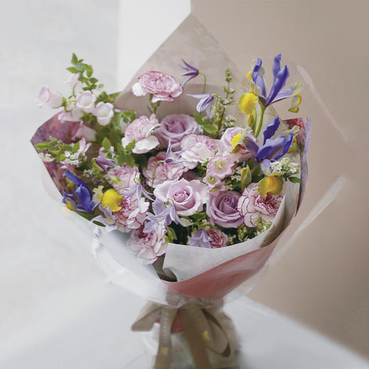 母亲节95折优惠两件套｜樱桃奶油味夏洛特蛋糕（纯动物奶油）+「MAMA」花束 商品图1