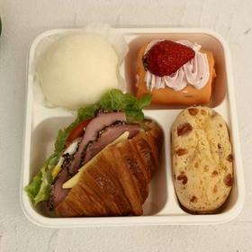 下午茶套餐三十一-雪胖子➕麻薯条➕毛巾卷➕牛肉可颂三明治