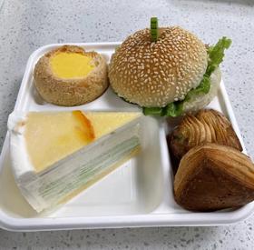 下午茶套餐十九-小汉堡+抹茶柚子千层+布丁麻薯+2丹麦小热狗