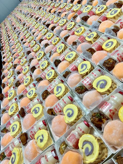 下午茶套餐二十四-虎皮芋泥卷➕丹麦小热狗➕雪胖子➕养乐多 商品图1