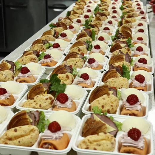 下午茶套餐三十一-雪胖子➕麻薯条➕毛巾卷➕牛肉可颂三明治 商品图1