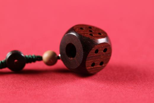 GJXJ0086°印度小叶紫檀骰子挂件 商品图4