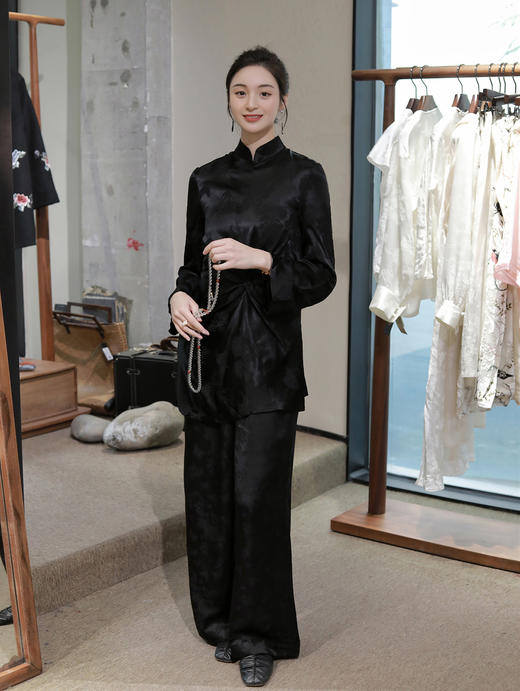 盛唐牡丹 |真丝冠乐绉褶皱款上衣-黑色 商品图2