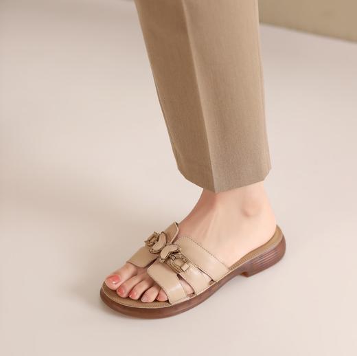 西村名物2024年夏季新款蝴蝶结饰扣平底舒适外穿凉拖鞋T24BJ20041 商品图5