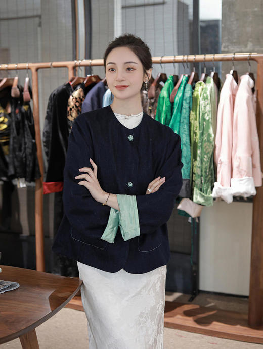 盛唐牡丹 |牛仔配艾绿冠乐绉双面穿外套 商品图4