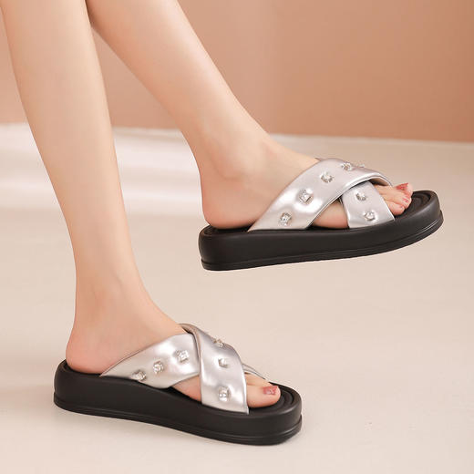 西村名物2024年夏季新款舒适平底外穿交叉绑带凉拖鞋沙滩鞋T24BJ20401 商品图6