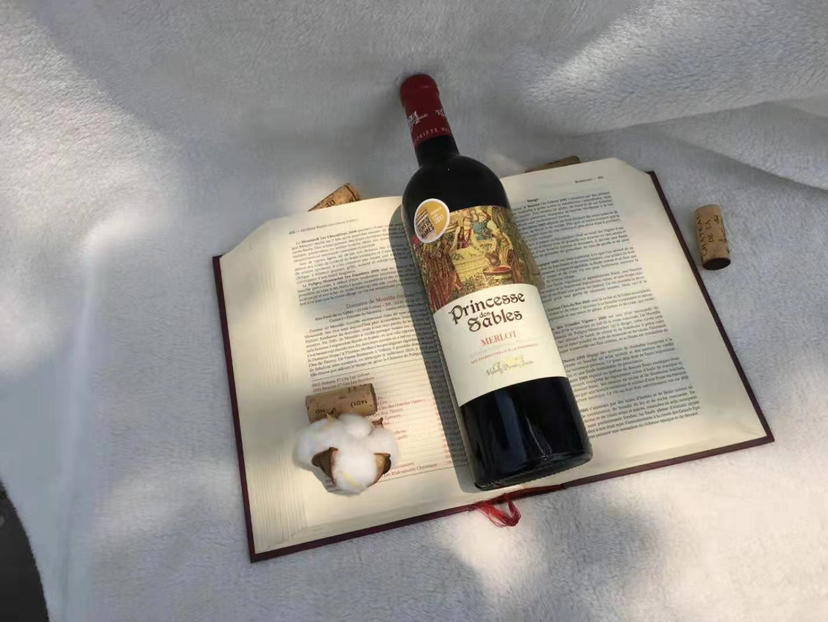 萨波公主美乐干红葡萄酒