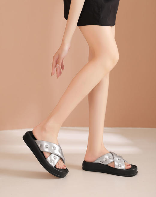 西村名物2024年夏季新款舒适平底外穿交叉绑带凉拖鞋沙滩鞋T24BJ20401 商品图7