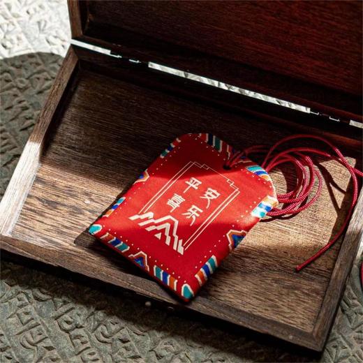 【龙运当头】 平安车挂包挂 含文书檀香粉玛瑙 醍醐原创设计 商品图2