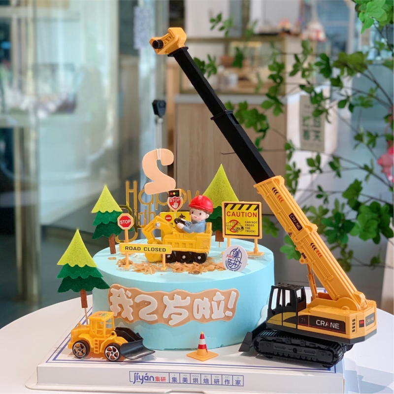 挖土吊机小男孩蛋糕