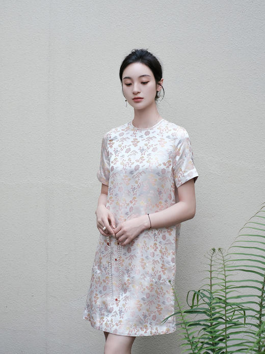 盛唐婧 |真丝宋锦朱颜粉黛连衣裙 商品图0