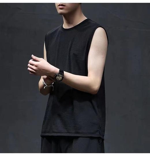 【新升级❗️男士冰丝网眼背心】冰爽轻薄，裸感舒适，夏季无感，超凉爽❗️薄款冰丝速干青少年透气体恤运动大码坎肩无袖T恤父亲节礼物新年礼盒年货礼盒 商品图4